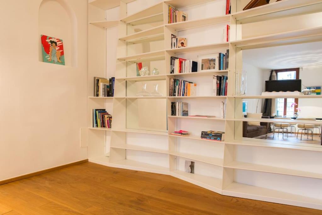 Stunning Apartment In The Heart Of Venezia Esterno foto